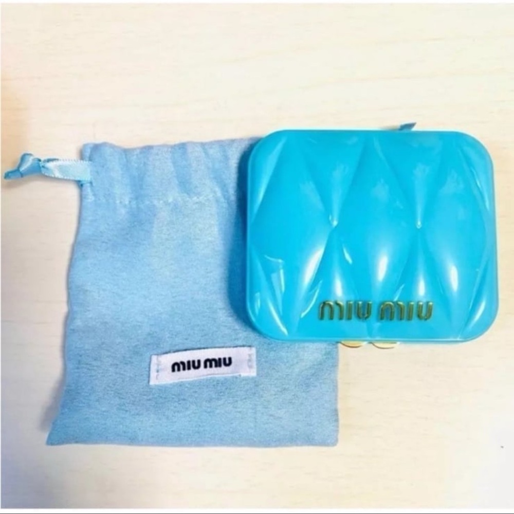 Miu Miu Blue Quilted Women's Compact NIB - Picture 7 of 12